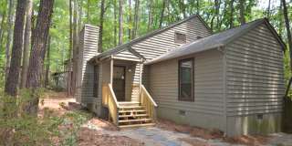 Charming 2 Bed / 2 Bath Home in Prime Chapel Hill Location Gallery 6
