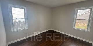 3324 Greenfield Road Gallery 6