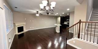 Beautiful Brookhaven Townhome in Gated Community | 3 Bed / 2.5 Bath | Pet Friendly! Gallery 5