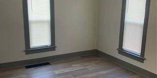 1004 Peach Fully Renovated 2 Bed 1 Bath Home Gallery 9
