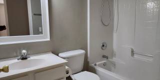 Room in 3 Bedroom Home at Lavista Way Gallery 10