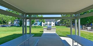 Sova Gallery 24