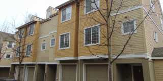Nicely Updated 3BR RentonTownhome, Great Location! Gallery 1