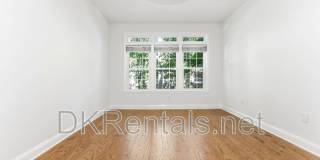 220 Renaissance Pkwy NE Gallery 22