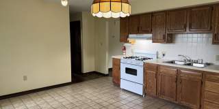 23 E Mountain Road Gallery 6