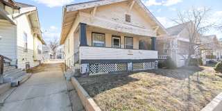 415 S Phillips Ave Gallery 1