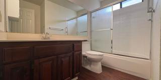 Spacious 4 Bedroom Home in Quiet Galt Neighborhood Gallery 29