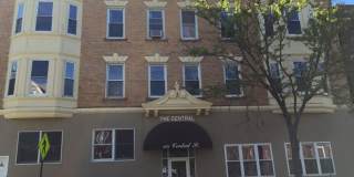 4beds 1.5bath in Somerville is available in 9/1 Gallery 12