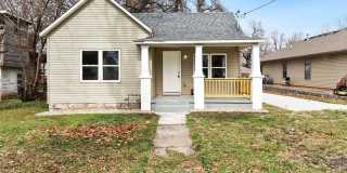 2 bedroom | 1 bathroom | Remodeled | Quiet street | Pets welcome! Gallery 1
