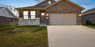 Spacious 4-Bedroom Home in Highfill – Prime Location Near Bentonville Gallery 1