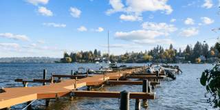 VILLAGGIO ON YARROW BAY Gallery 30