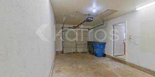 2010 Creekridge Drive Gallery 17