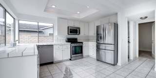5 Bedrooms. 3-Car Garage. Huntington Beach Charm! Gallery 9