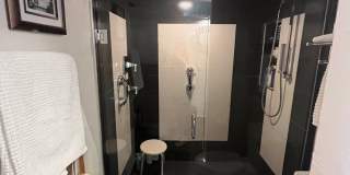 Beautiful Condo with Amazing Views Gallery 18