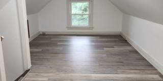 Beautifully Update 4 Bedroom House For Rent in Firestone Park Gallery 25