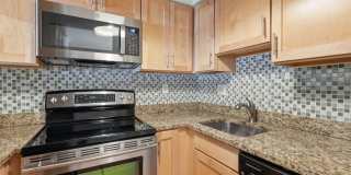 1BR in the Heart of Logan Circle Gallery 9