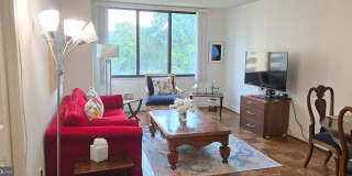 5225 POOKS HILL Road Gallery 1