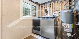Beautiful Home with 2 Car Garage and Fenced Back Yard Gallery 5