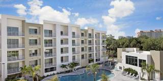 1709 North Tamiami Trail Gallery 25