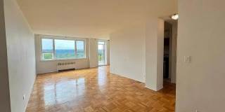 5355 Henry Hudson Parkway West Gallery 1