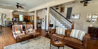 3 BEDS | 2.5 BATHS | WRAP AROUND PORCHES | MIDTOWN Gallery 5