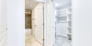 401 N Serrano Ave Gallery 9