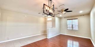 SPACIOUS 5-BEDROOM POOL HOME IN NORTH PORT Gallery 10