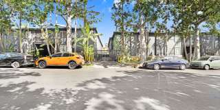 1844 & 1850 North Harvard Apartments Gallery 1