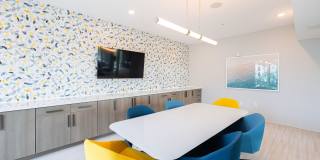 Linz of Viera Gallery 15