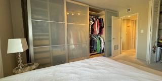 4545 Wornall Road Gallery 14