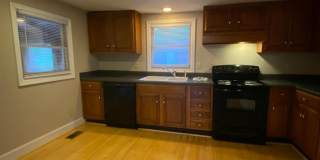 Charming 3-Bedroom, 2-Bath House with Detached Garage on west side of Athens, GA - PRE-LEASE FOR July 15, 2026 Gallery 4