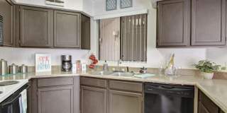 The Hawthorne Gallery 7