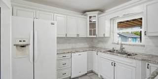 Beautiful S. Tampa 3BR/2BA remodeled home with covered parking in sought out school district. Gallery 9