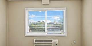 406 S CEDAR AVENUE Gallery 28