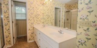246 W Farmington Drive W Gallery 23