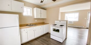 Evergreen Village Apartments & Townhomes Gallery 7