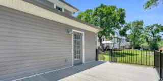 Gorgeous 3/2 Located 1 Block From Downtown Greenville! Gallery 34