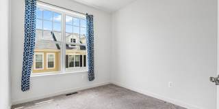 7308 WOOD POND Circle Gallery 21