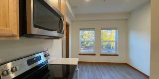 1111 N Forest St Gallery 24