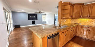 19909 SW 7th Place, Pembroke Pines, FL 33029 Gallery 3