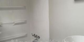 133 Winifred Street West - 2 Gallery 8