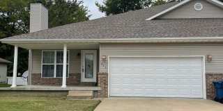 915 Briarview Drive Gallery 1