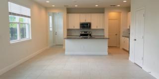 Stunning 3-Bedroom + Den Townhome for Rent in Lutz! Gallery 8