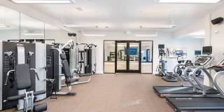 Overture Greenville Age 55+ Apartment Homes Gallery 16