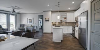 Tapestry at Brentwood Town Center Gallery 28