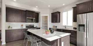 Modern 5 Bed Home Gallery 8