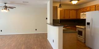 Gorgeous 2BR Somerset Village Condo Gallery 7