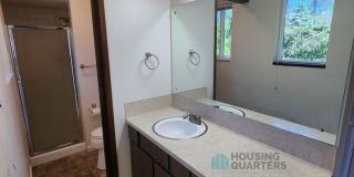 Single family home with large back yard! Gallery 11
