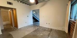 195 Arizona Avenue Gallery 1