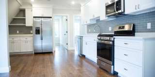 Newly renovated 4 bed 2 bath in Allston.... Gallery 6